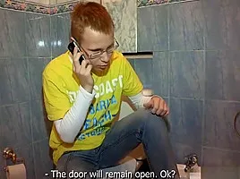 Bruder teilt geile Schwester mit Freund