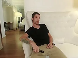 Stepsister fucks stepbro for the remote