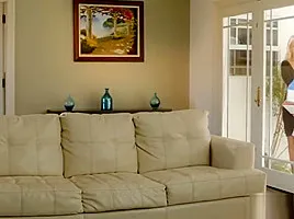 Twistys - Mom Bridgette B makes her step daughter Jojo Kiss lick her pussy