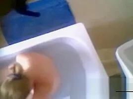 My BBW sister fingering in bath