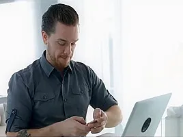 Napalona stepsister zostaje przyЕ‚apana na ostrym pieprzeniu