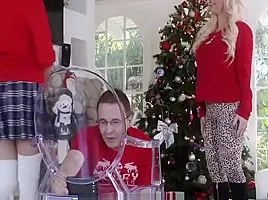 Christmas Morning Fucked To Her Daughter