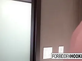 Horny Babe Accidentally Hooked Up With Her Step-brother