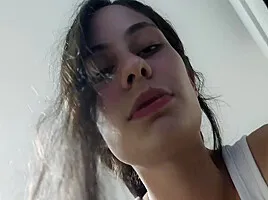 I Play With My Stepsister By Sending Her A Note And Her Dildo With My Remote Control Car But She Gets Very Angry And Goe